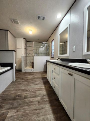 23076 Farm To Market 227, Kennard, TX 75847