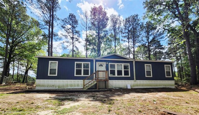 23076 Farm To Market 227, Kennard, TX 75847