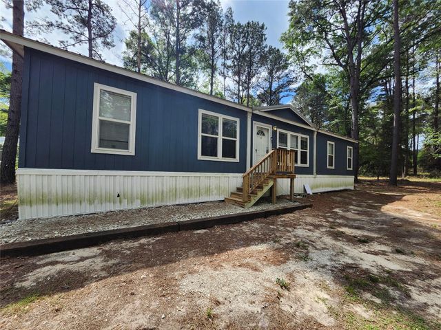 23076 Farm To Market 227, Kennard, TX 75847