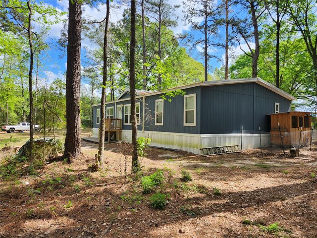 23076 Farm To Market 227, Kennard, TX 75847