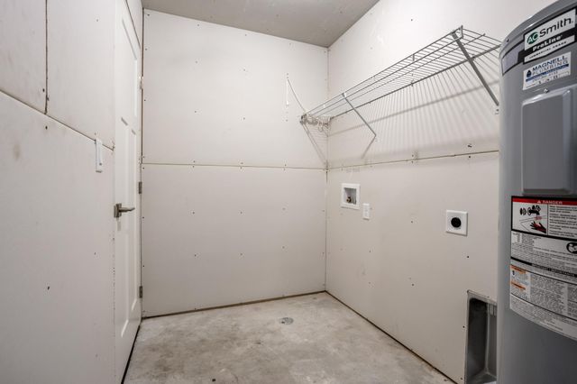 6709 69th Avenue S, Horace, ND 58047