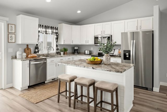 6709 69th Avenue S, Horace, ND 58047