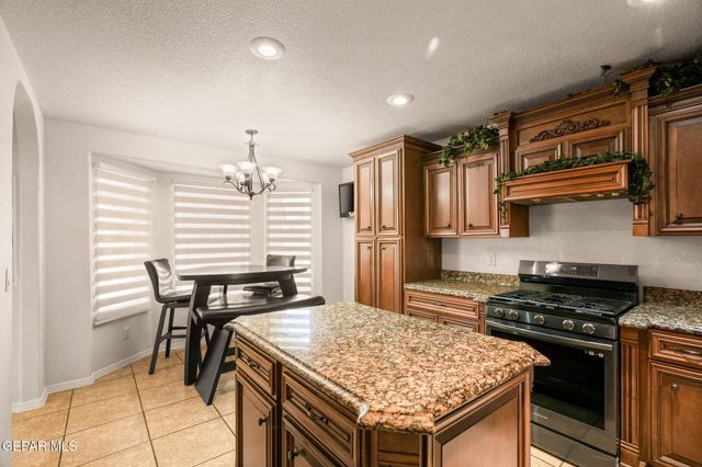 14840 Holden Road, Horizon City, TX 79928