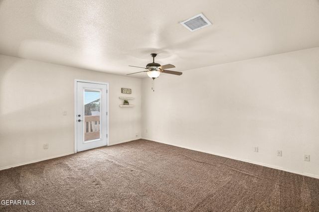 14840 Holden Road, Horizon City, TX 79928