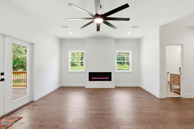 91 Sir Edward Teach Road, Midway, GA 31320
