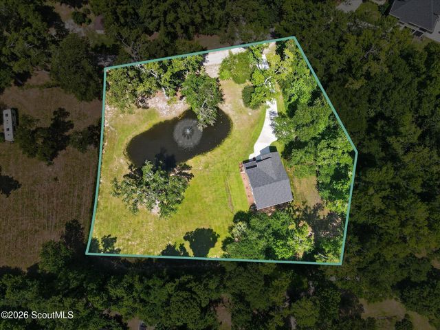 91 Sir Edward Teach Road, Midway, GA 31320