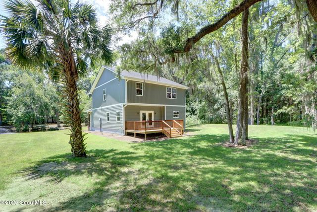 91 Sir Edward Teach Road, Midway, GA 31320