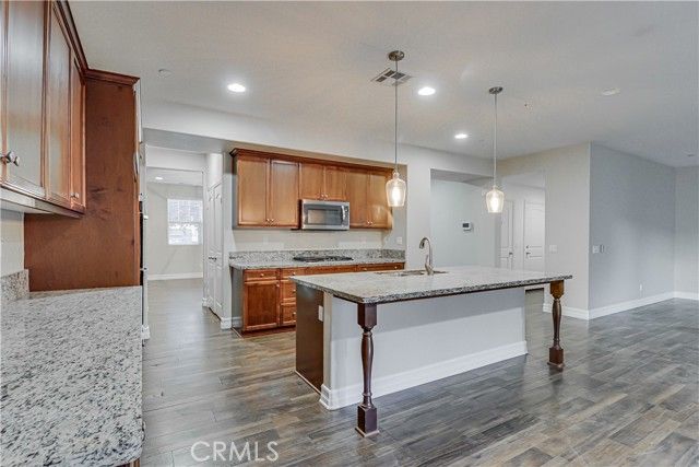 5005 Silvery Jewel, Bakersfield, CA 93313