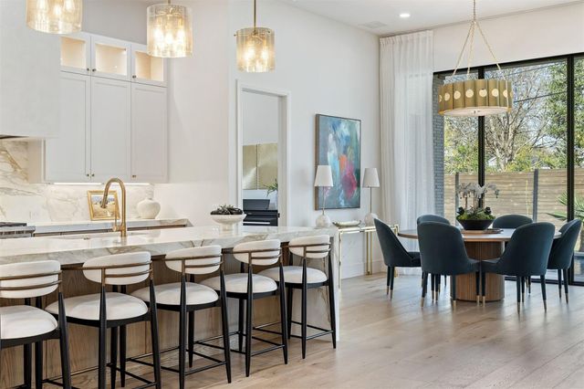 5608 Shady Oak CT, Austin, TX 78756