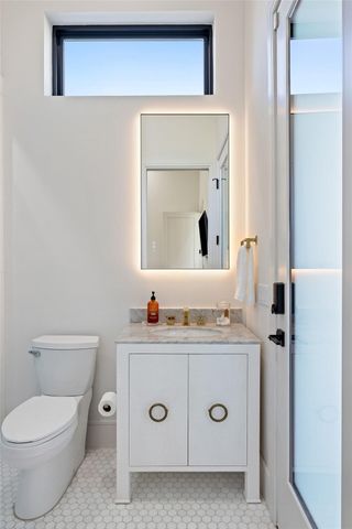 5608 Shady Oak CT, Austin, TX 78756