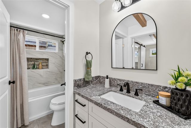 743 Akumu Street, Kailua, HI 96734