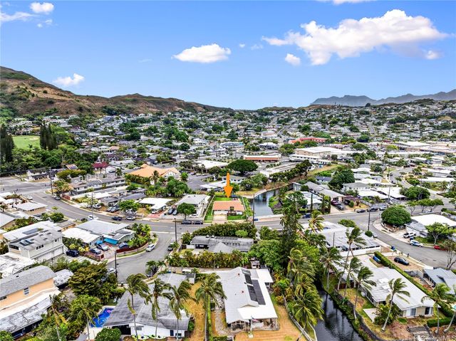743 Akumu Street, Kailua, HI 96734