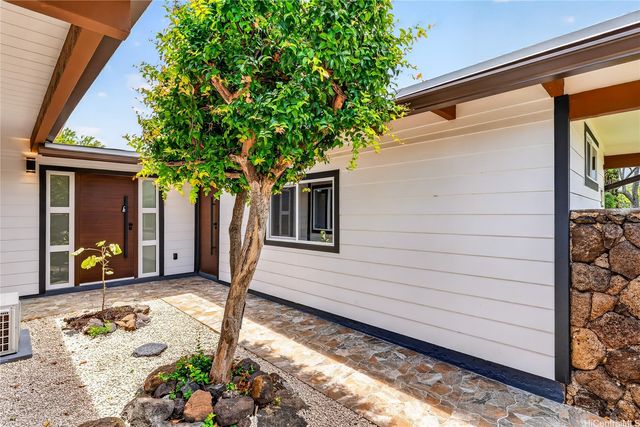 743 Akumu Street, Kailua, HI 96734