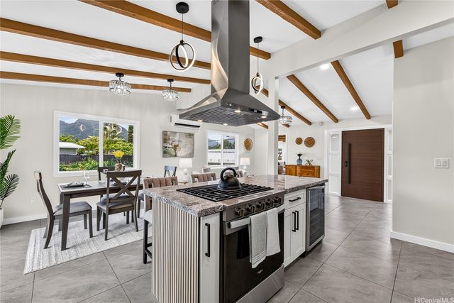 743 Akumu Street, Kailua, HI 96734