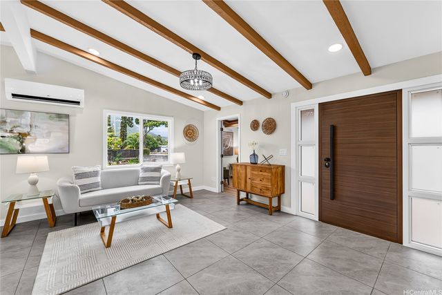 743 Akumu Street, Kailua, HI 96734