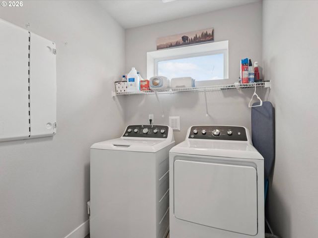 16643 Se SNOW BLANKET Ter, Happy Valley, OR 97086