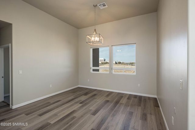701 Basha Arc, Las Cruces, NM 88005