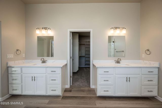 701 Basha Arc, Las Cruces, NM 88005