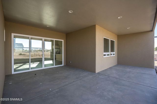 701 Basha Arc, Las Cruces, NM 88005