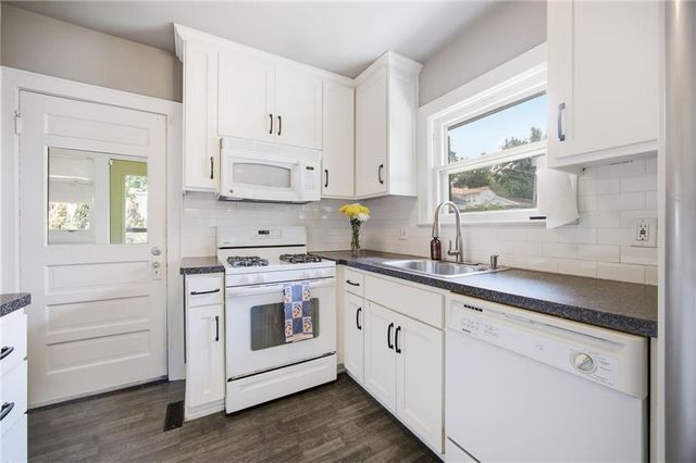 6412 McGee Street, Kansas City, MO 64113