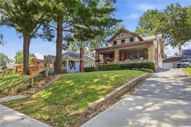 6412 McGee Street, Kansas City, MO 64113