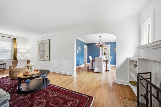 6412 McGee Street, Kansas City, MO 64113