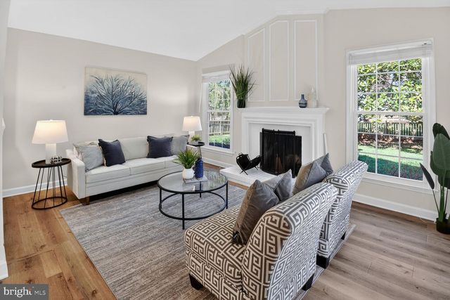 2790 MANSWAY DR, Herndon, VA 20171