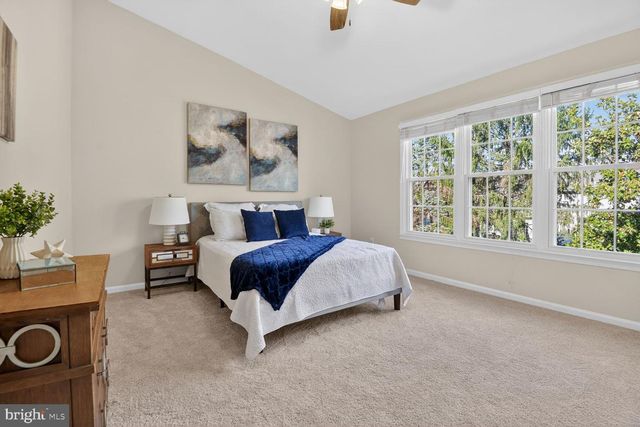 2790 MANSWAY DR, Herndon, VA 20171