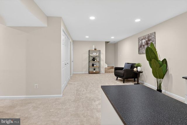 2790 MANSWAY DR, Herndon, VA 20171