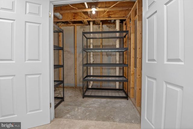 2790 MANSWAY DR, Herndon, VA 20171