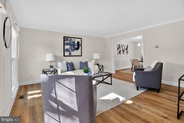 2790 MANSWAY DR, Herndon, VA 20171