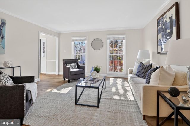 2790 MANSWAY DR, Herndon, VA 20171