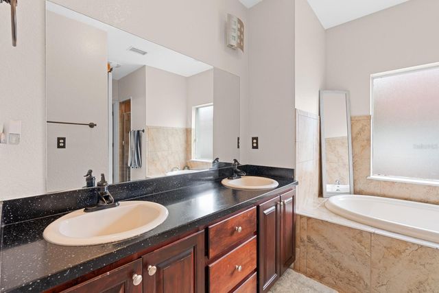 7415 S ELLIOTT STREET, Tampa, FL 33616