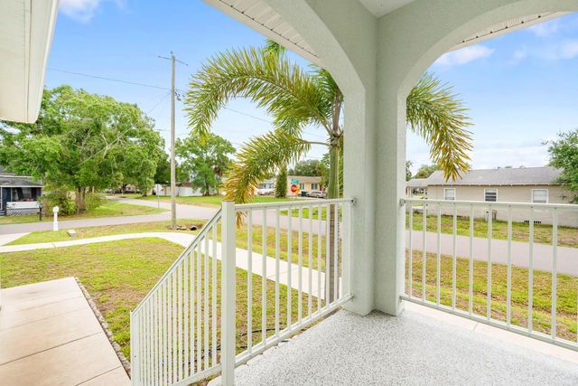 7415 S ELLIOTT STREET, Tampa, FL 33616