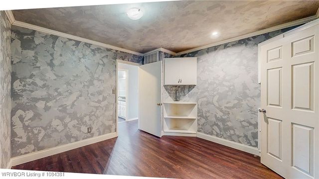 1401 6th Street, Van Buren, AR 72956