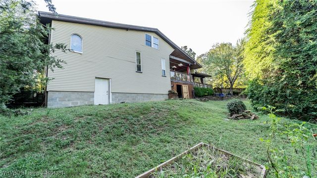 1401 6th Street, Van Buren, AR 72956