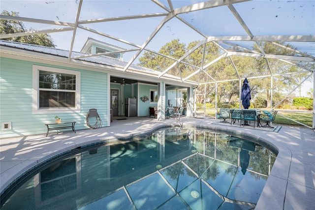 2424 BURNS AVENUE, Lake Wales, FL 33898