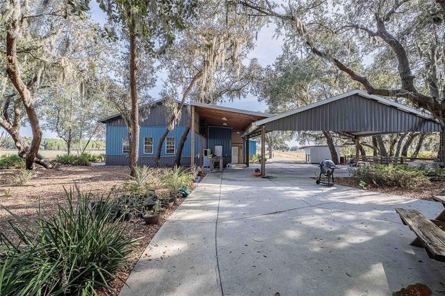 2424 BURNS AVENUE, Lake Wales, FL 33898