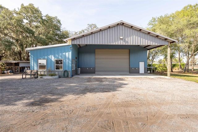 2424 BURNS AVENUE, Lake Wales, FL 33898