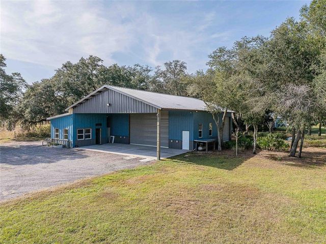 2424 BURNS AVENUE, Lake Wales, FL 33898