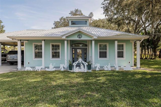 2424 BURNS AVENUE, Lake Wales, FL 33898