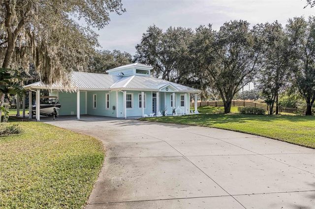 2424 BURNS AVENUE, Lake Wales, FL 33898