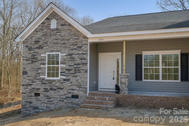 5807 Monticello Drive NW, Concord, NC 28027