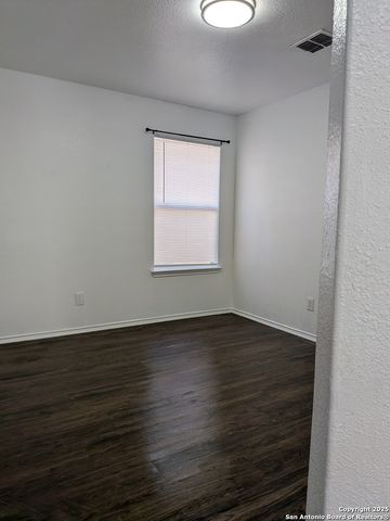 531 Reba, Converse, TX 78109