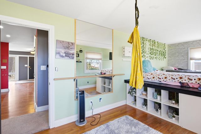 1017 FALCON DR, Columbia, MO 65201