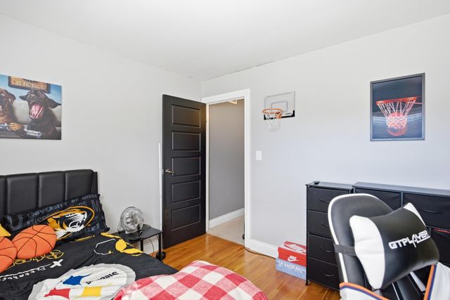 1017 FALCON DR, Columbia, MO 65201