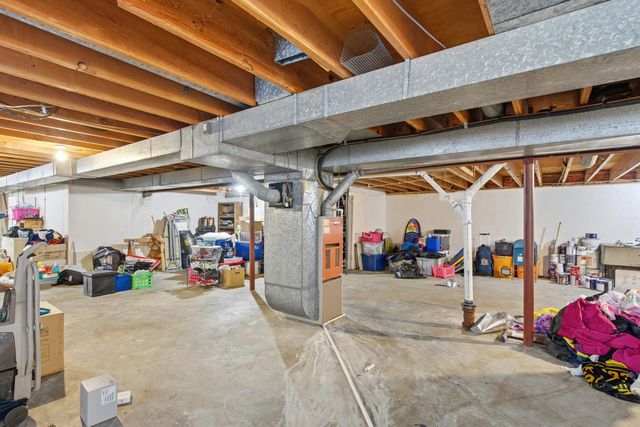 1017 FALCON DR, Columbia, MO 65201