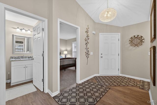 5037 Betsy Ross, Salina, NY 13088