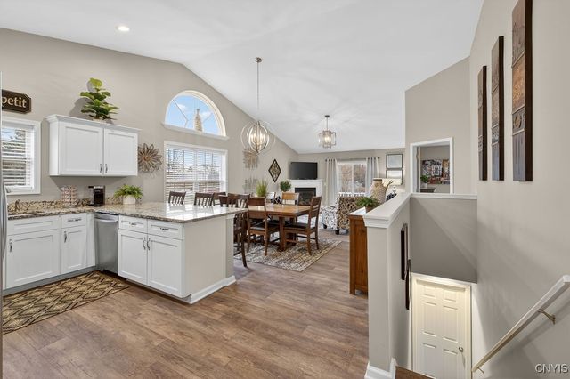 5037 Betsy Ross, Salina, NY 13088