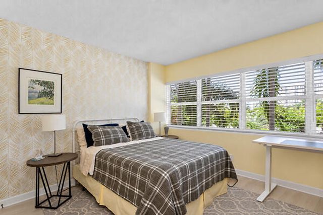 3250 NE 28th Street 305, Fort Lauderdale, FL 33308